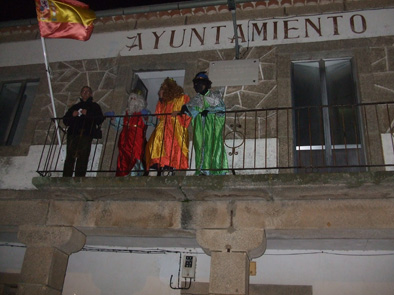 Pincha aqu� para ver las fotos de la cabalgata de Reyes 2011