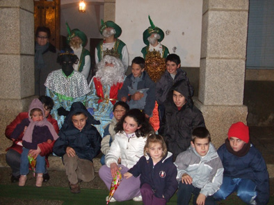 Pincha aqu� para ver las fotos de la cabalgata de Reyes 2011