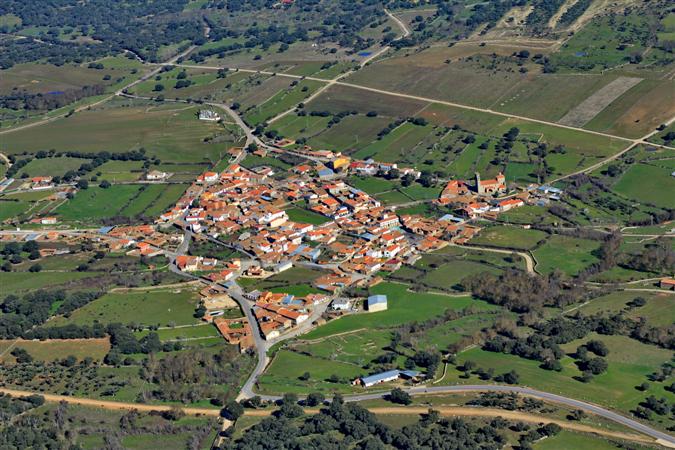 Pincha aqu� para ver ampliada esta vista a�rea de Bogajo en 2014