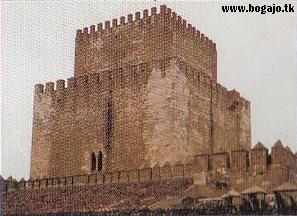 Castillo de Ciudad Rodrigo (1372), actualmente Parador turstico.